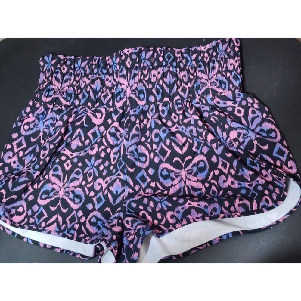 No boundaries pull on shorts Sz. Med. 7-9